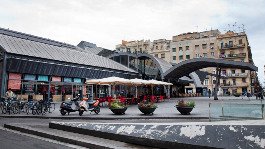 Exterior del Mercado de la Barceloneta
