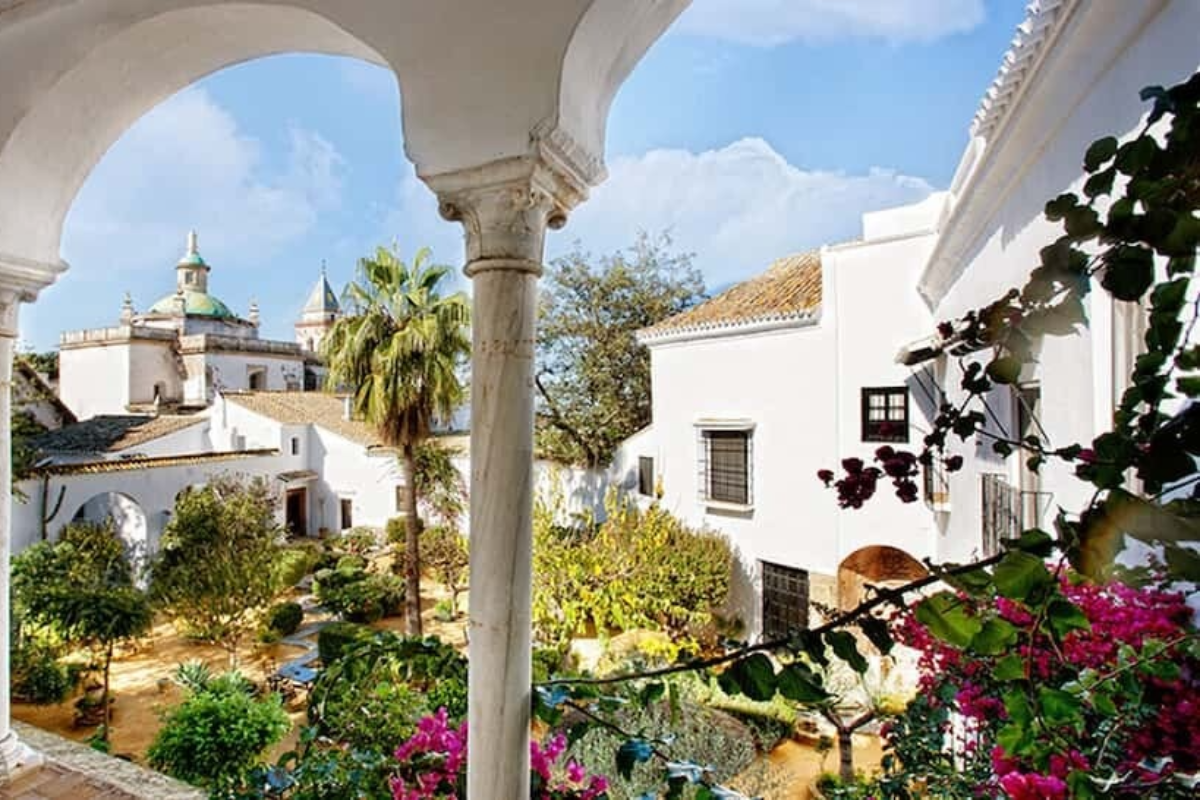 jardin interior del Palacio de los Duques de Medina Sidonia: