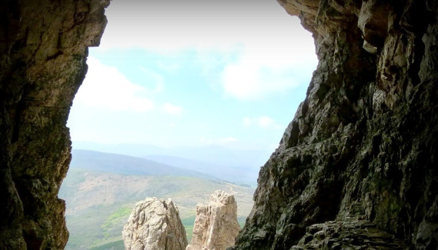 Cueva de la Quilama (Sierra de Quilamas, Salamanca)