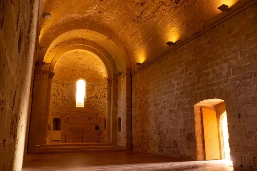 Capilla interior del Castillo Templario de Miravet