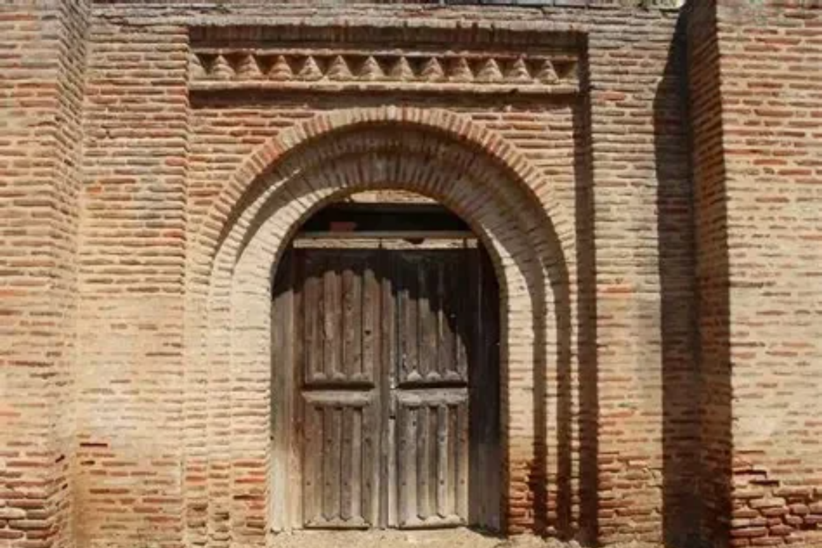 Antigua Iglesia de Santa María del Templo. El Corazón Mudéjar de la Encomienda
