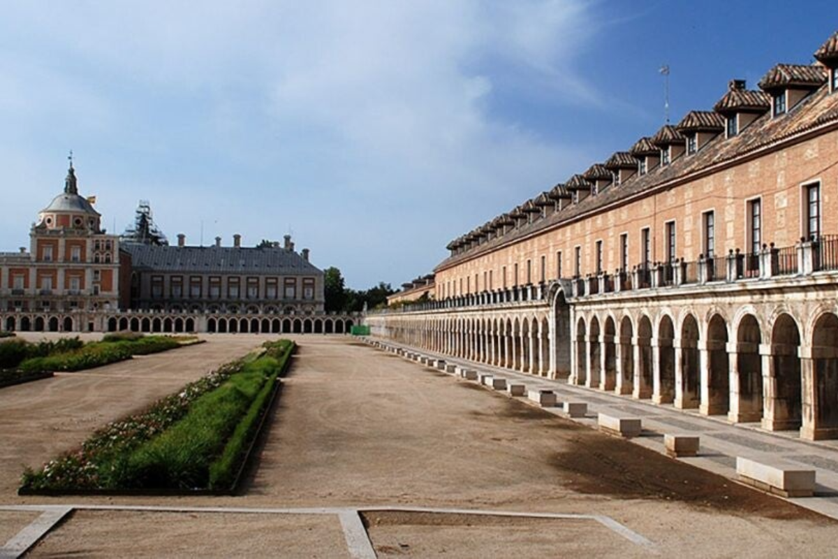 Casa de Oficios y Caballeros