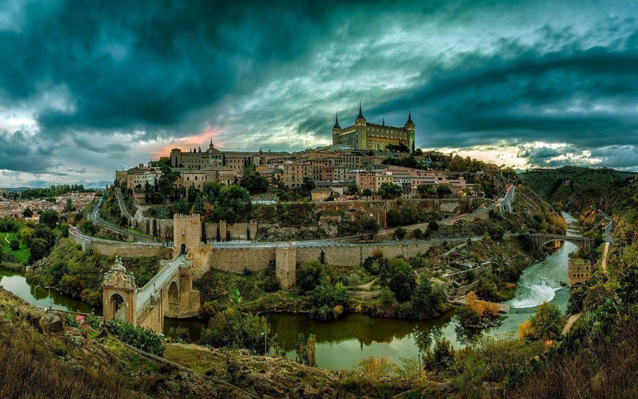 Vista general de Toledo y el rio Tajo