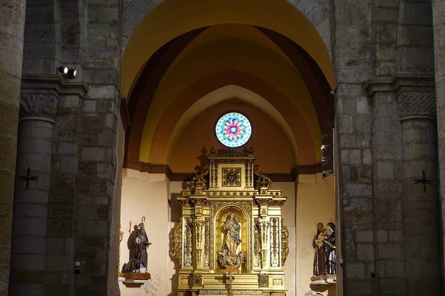 interior de Concatedral de Santa María del Romeral