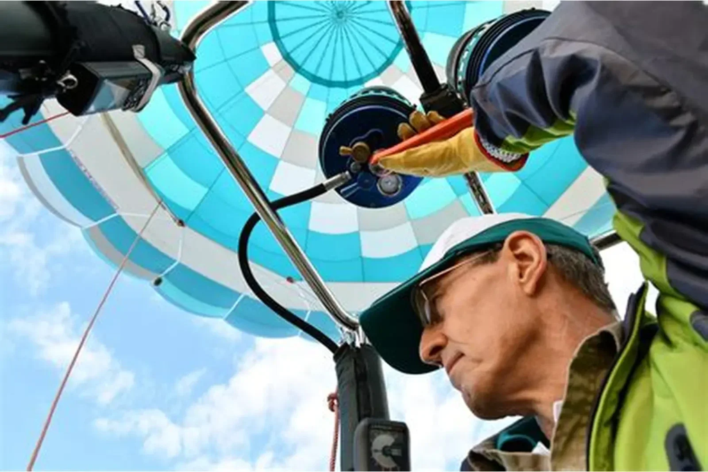 Piloto de globo aerostático