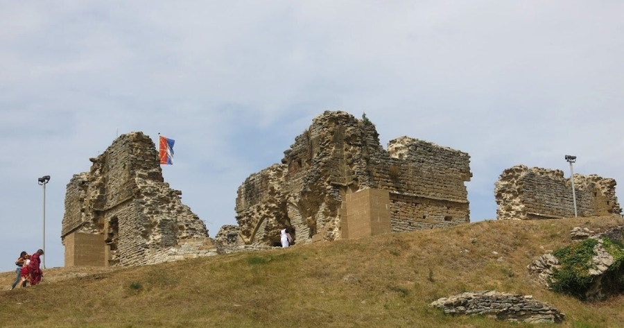 Ruinas del Castillo de Tiebas, Navarra