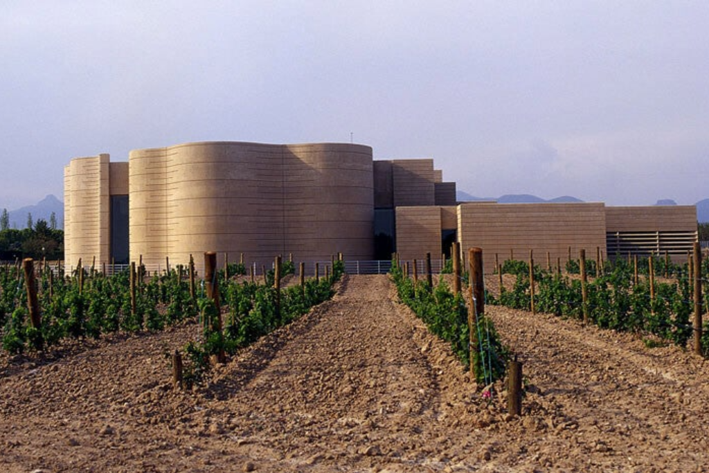 CDAN – Centro de Arte y Naturaleza. Arte contemporáneo en diálogo con el paisaje