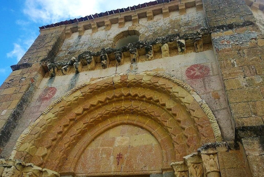 Detalle Porton de Entrada Ermita de la Vera Cruz – Segovia