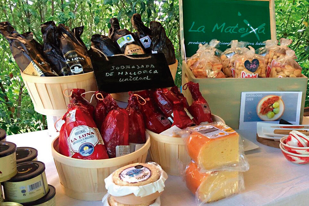 Mercado de las Conchas: Navidad Artesanal en La Casa Verde