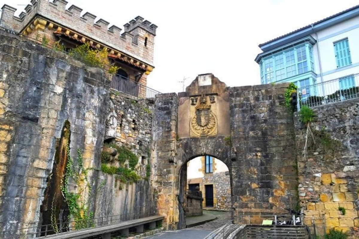 Puerta de Santa María