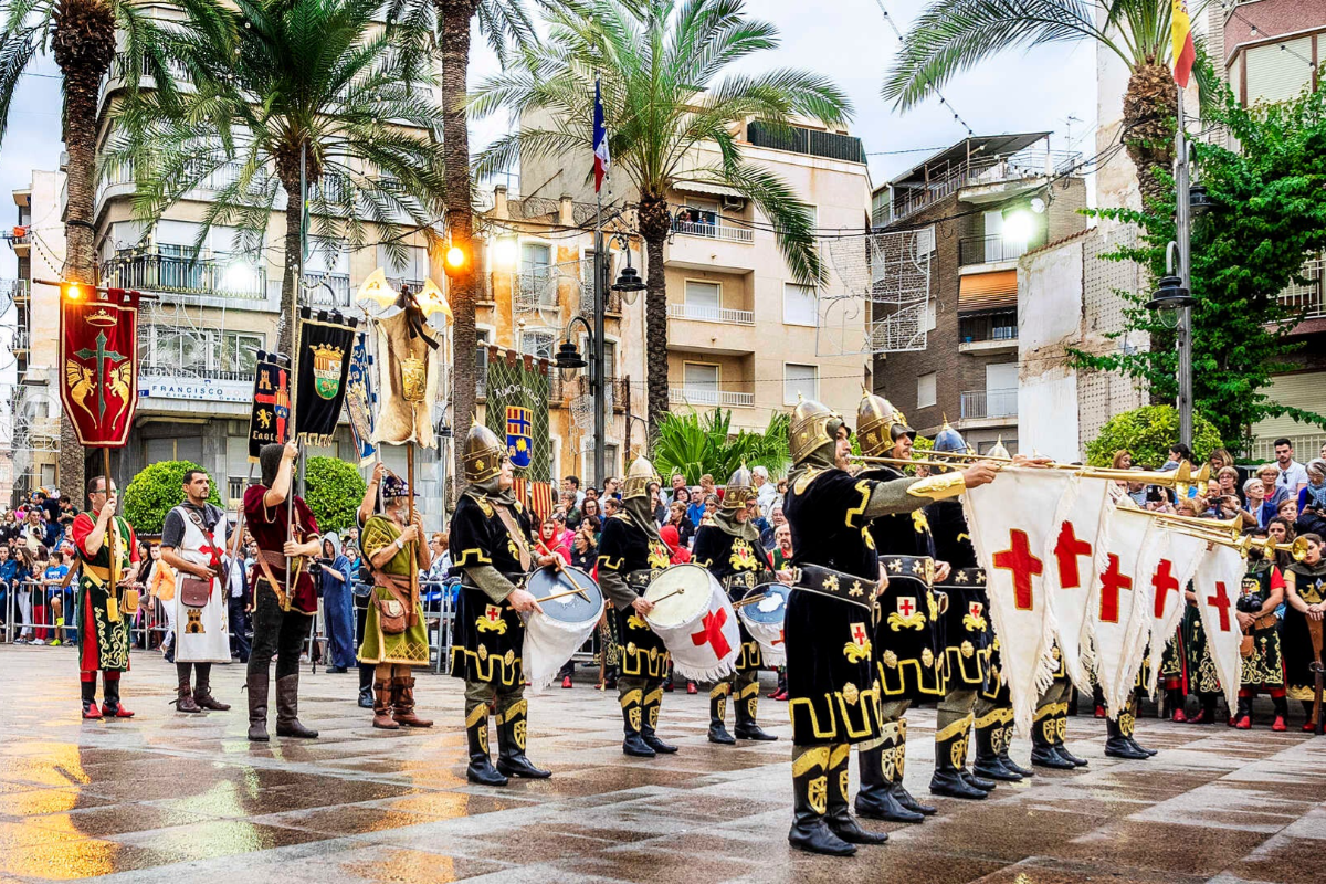 Comparsas y desfiles de los Moros y Cristianos de Crevillente