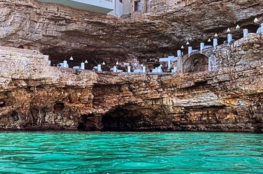 Grotta Palazzese, Polignano a Mare