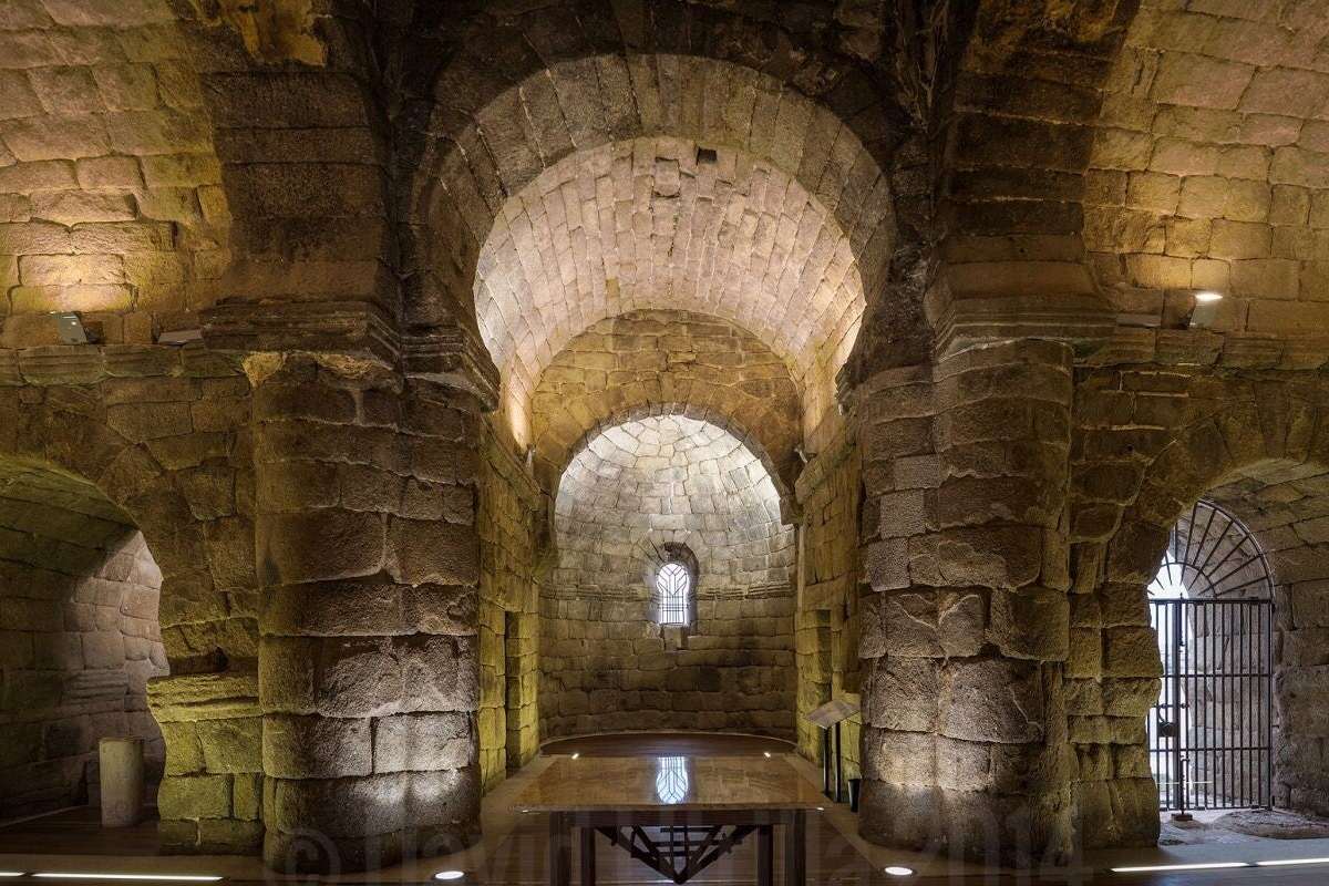 Ermita y Sitio Histórico de Santa María de Melque. El Bastión de Piedra