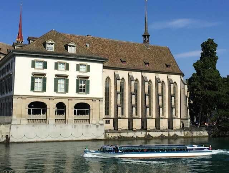 Wasserkirche: la iglesia sobre el agua y el alma de Zúrich