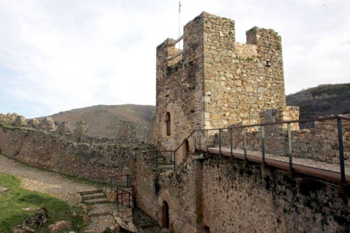 Torre del Homenaje Castillo de Cornatel