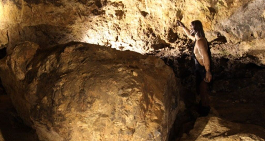 Cueva de los Enebralejos (Prádena, Segovia)