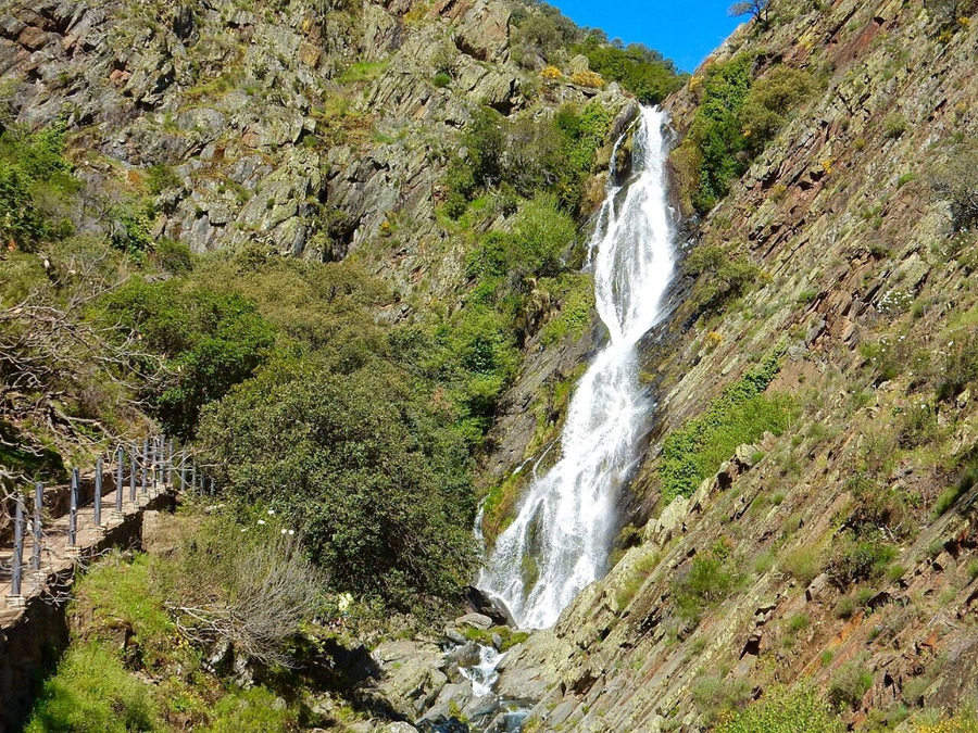 Ruta del Chorreón del Tajo (también conocida como Salto del Alavea)