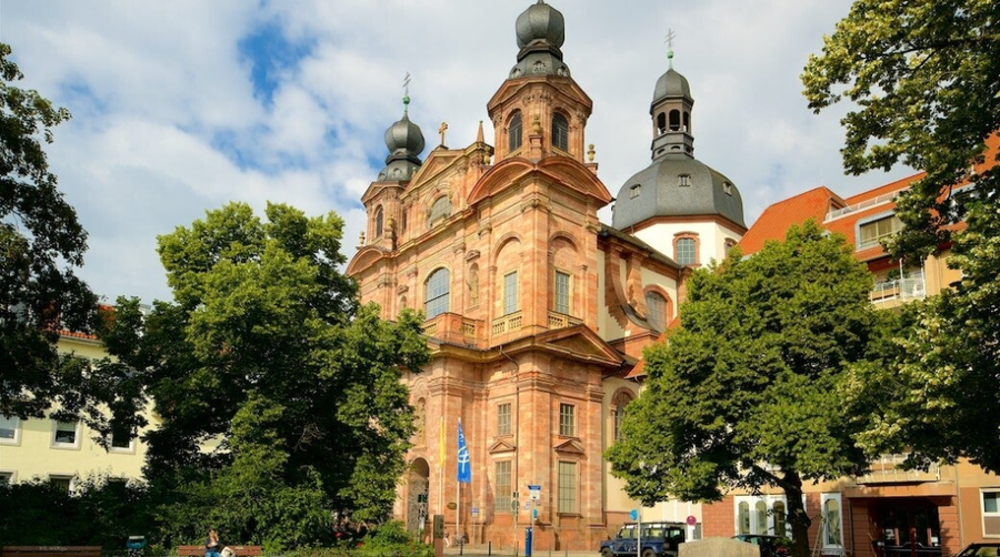Iglesia Jesuita de Mannheim: barroco celestial en el corazón urbano