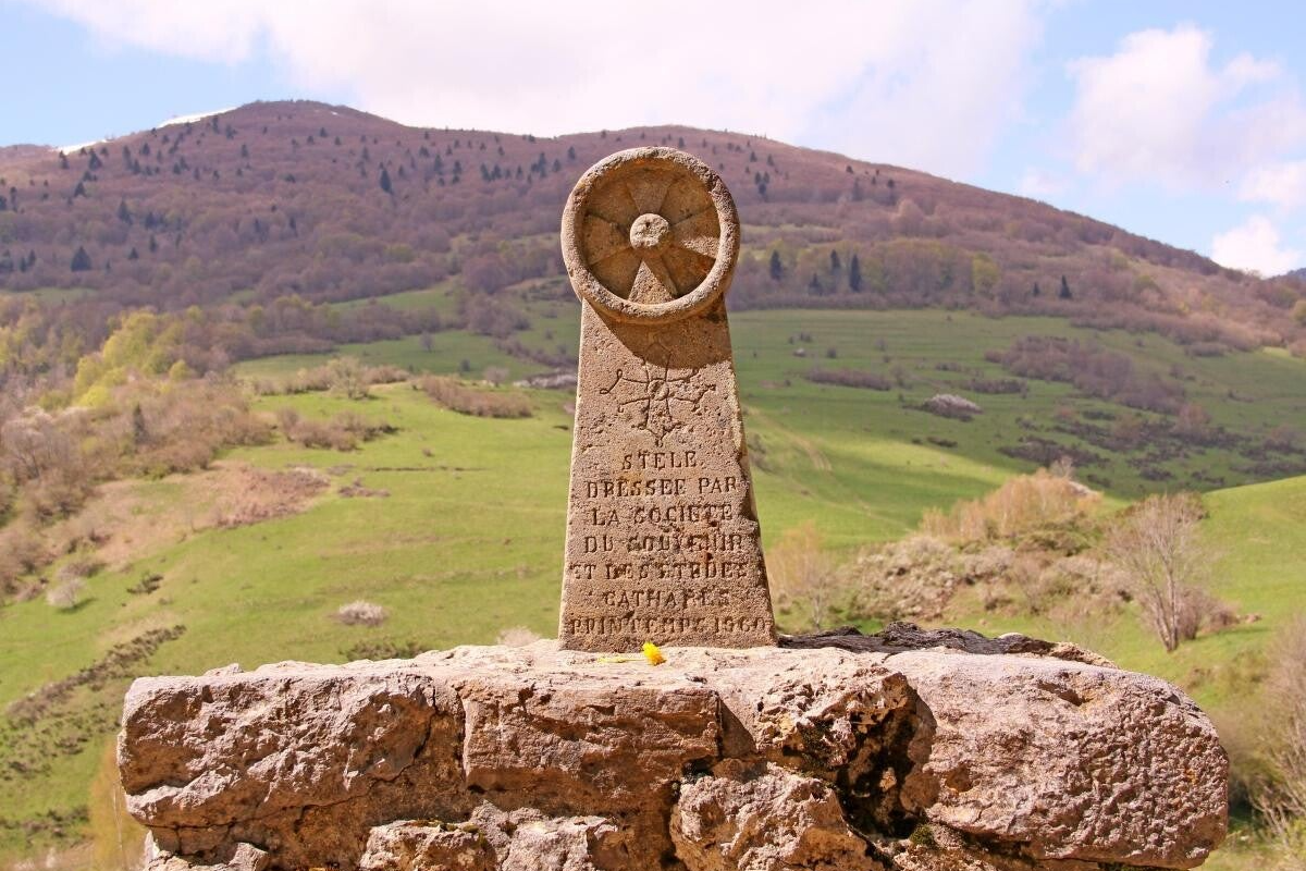 Estela del Campo de Quemados de Montsegur
