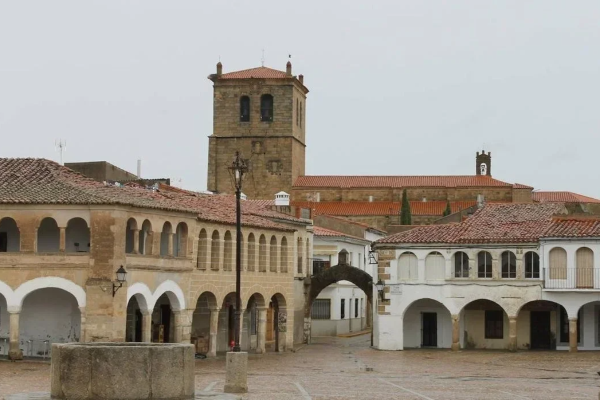 Plaza Mayor Garrovillas de Alconetar