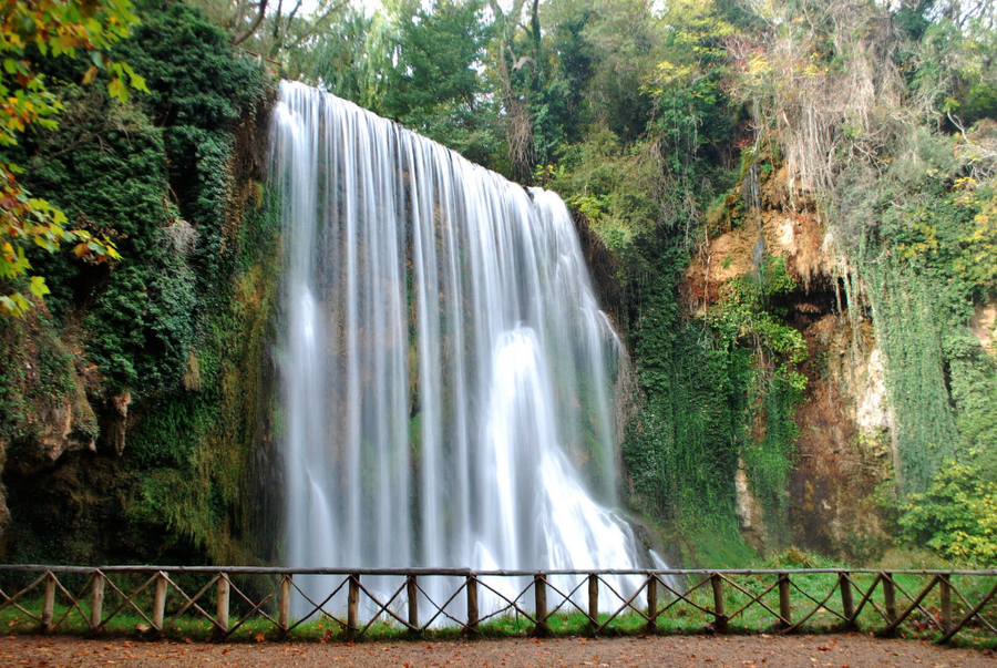 Cascada La Caprichosa, Monasterio de Piedra
