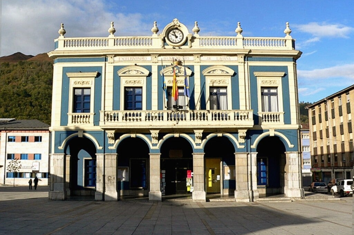 Ayuntamiento en Pola de Laviana
