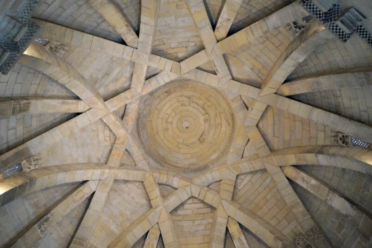 Estrella de 8 puntas Techo Iglesia del Santo Sepulcro - Torres del Río, Navarra