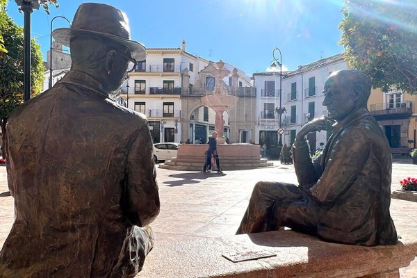 Plaza de San Sebastián y calles del casco histórico