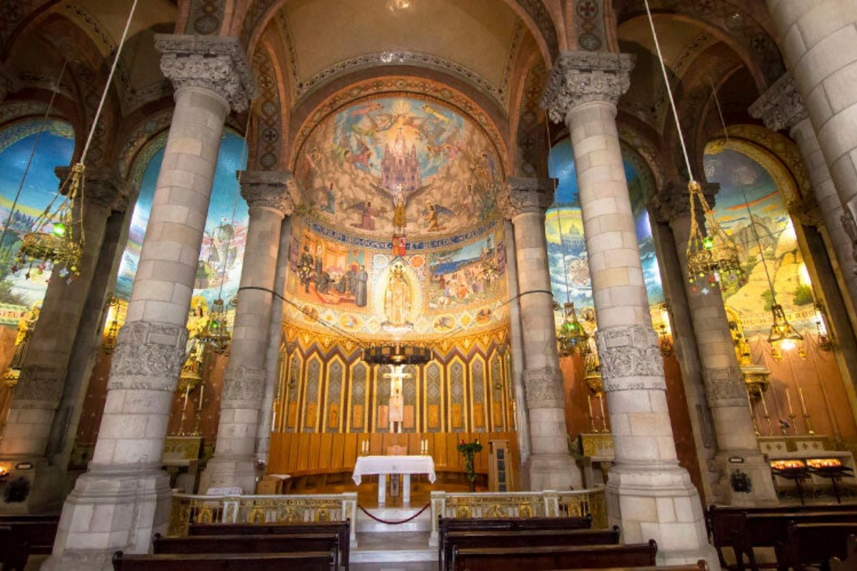 Interior Templo del Sagrado Corazón, Tibidabo Barcelona