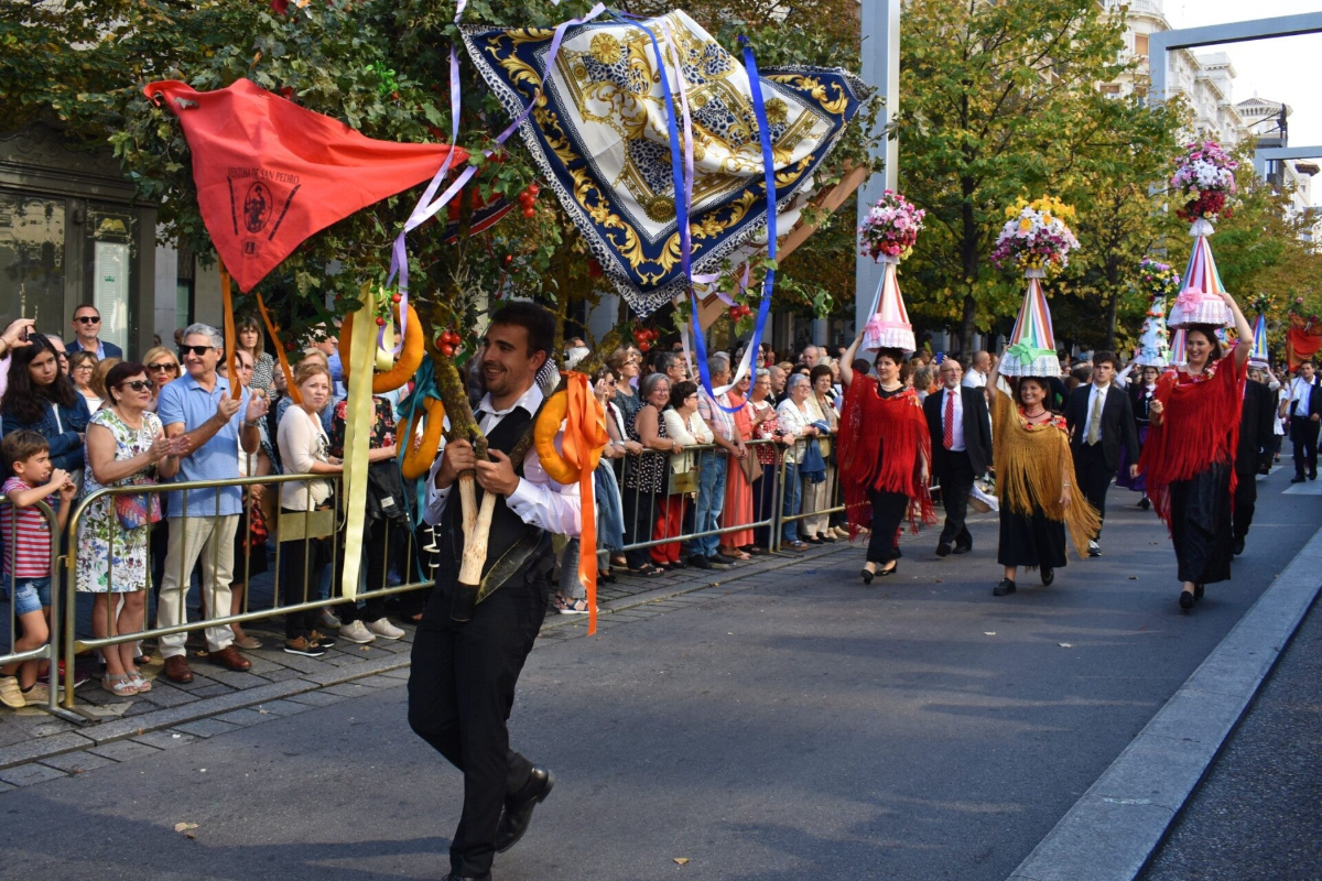 Desfile ofrendas de Flores, El Pilar Zaragoza