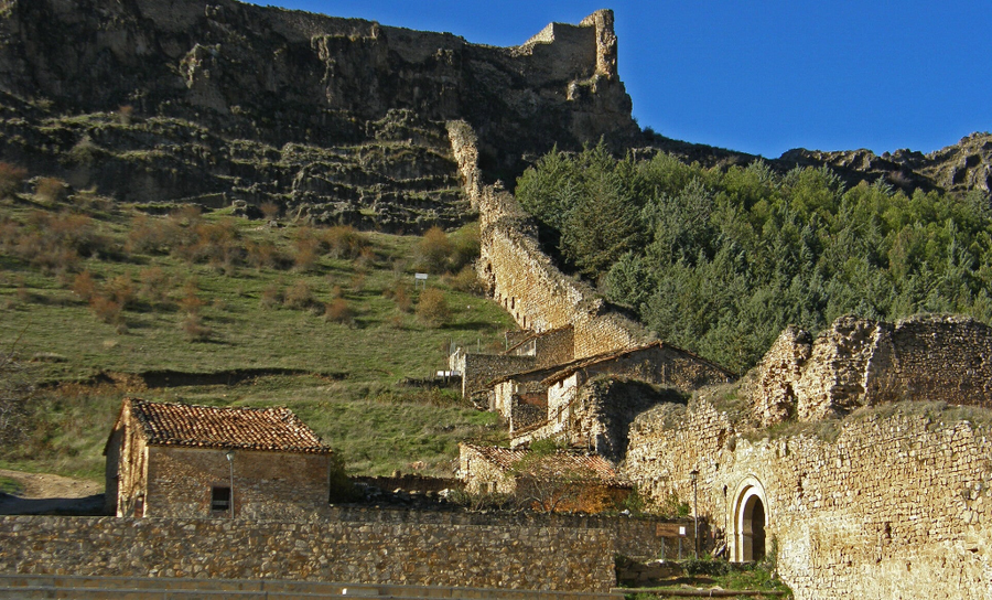 Vista muralla castillo de Cañete, Cuenca