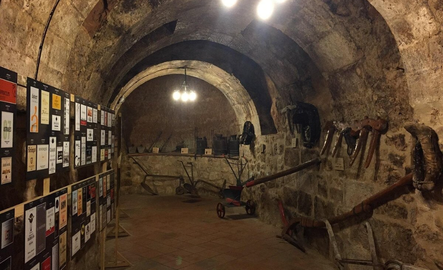 Museo Ribiértete – Bodega Subterránea del siglo XIII
