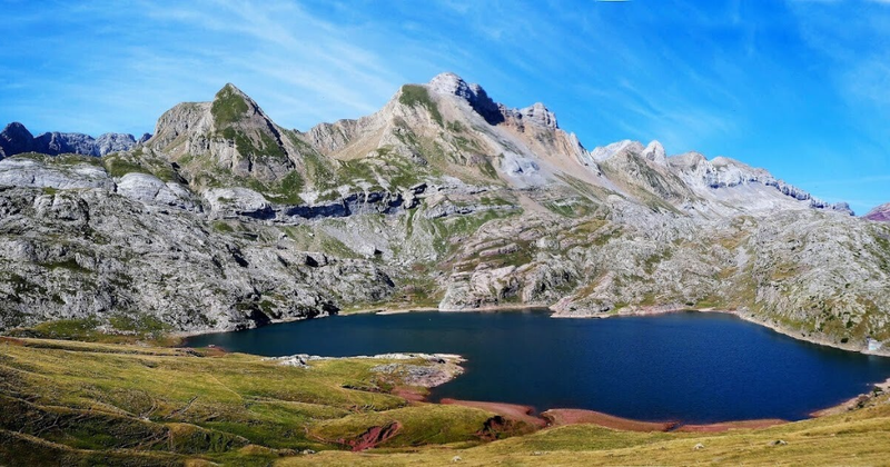 Ibón de Estanés
