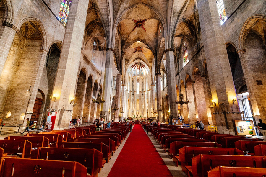 Interior de Santa María del Mar