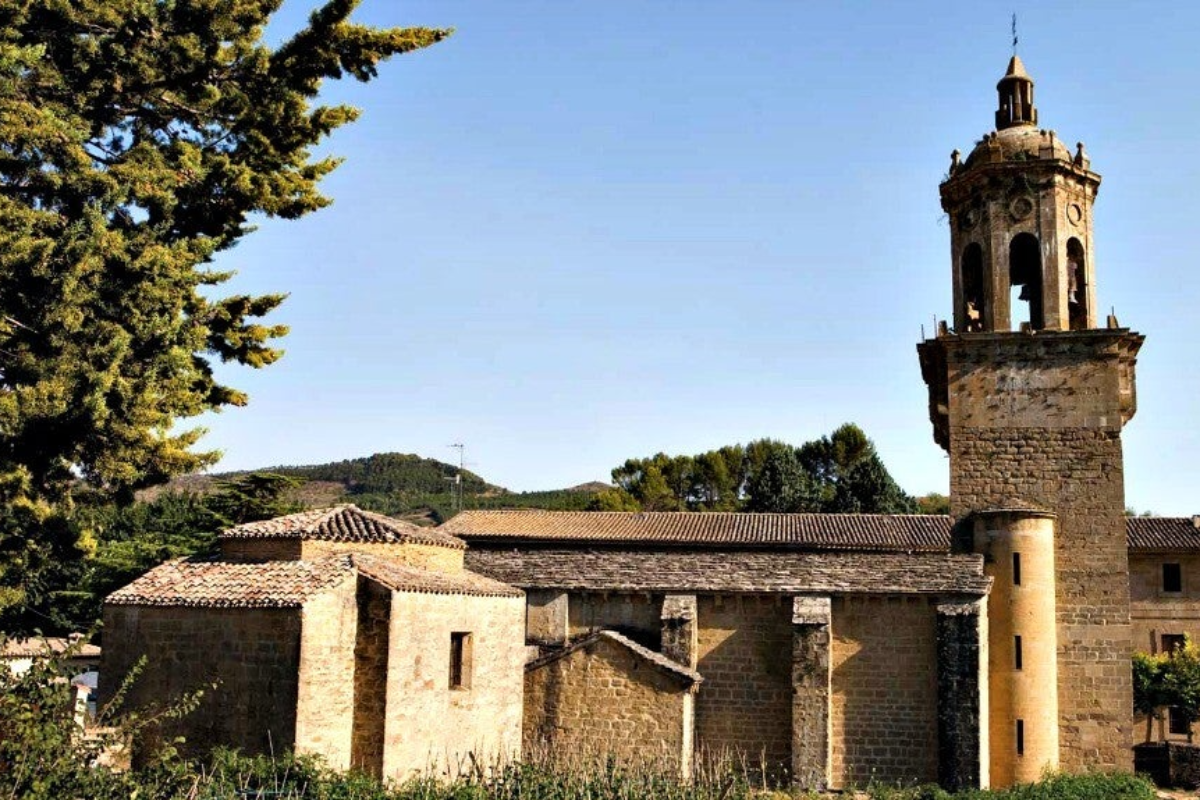 Iglesia del Crucifijo: El Misterio del Cristo en «Y»