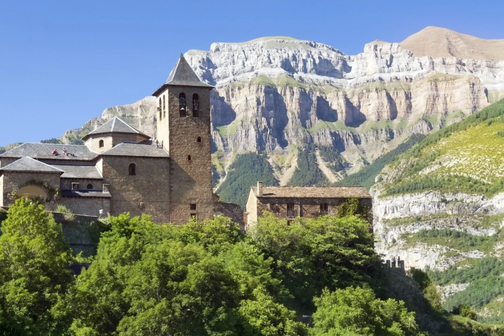 Vista de la torre de Huesca