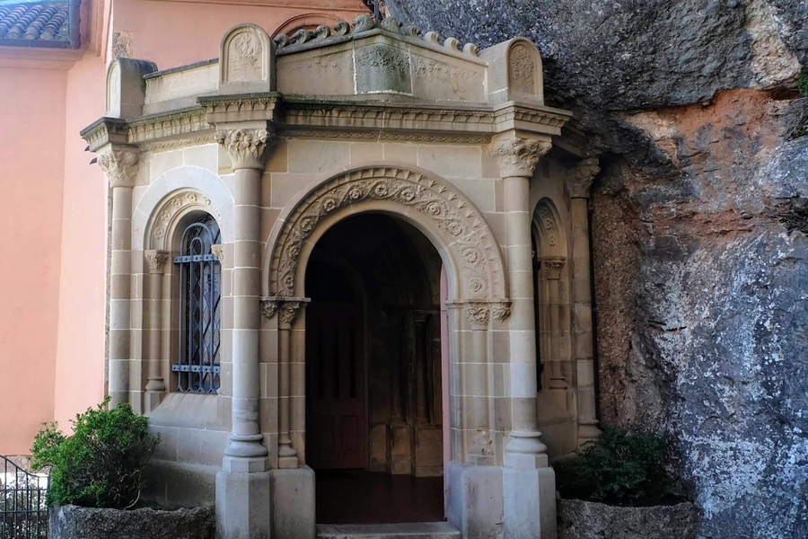 Santa Cova de Montserrat: el origen del misterio