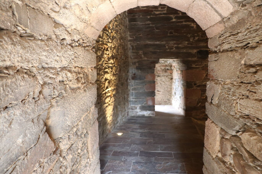 Tuneles secretos en el Castillo de Ponferrada