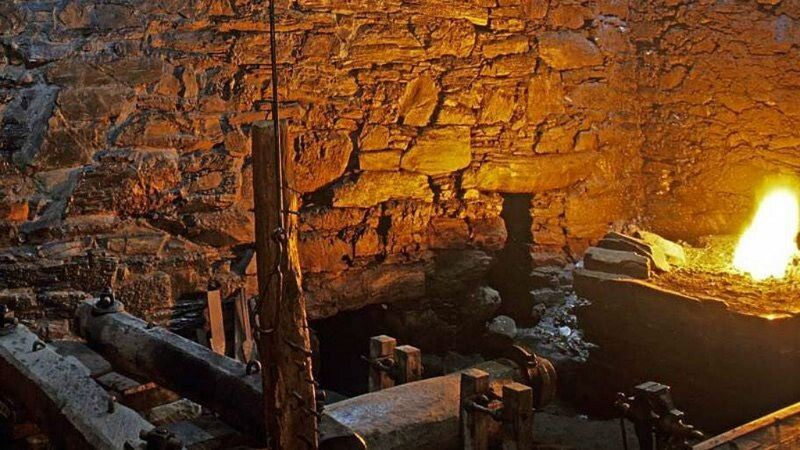 interios La Herrería de Compludo es una fragua hidráulica medieval