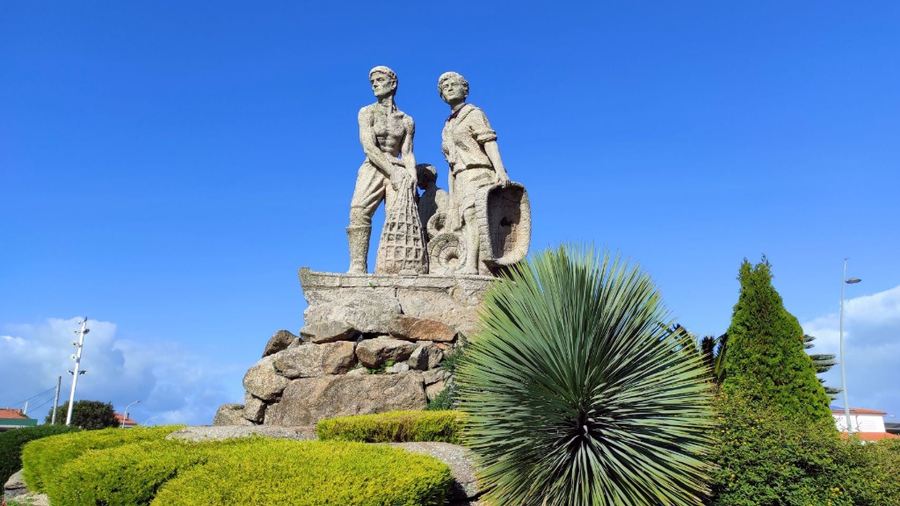 Escultura Familia O Grove