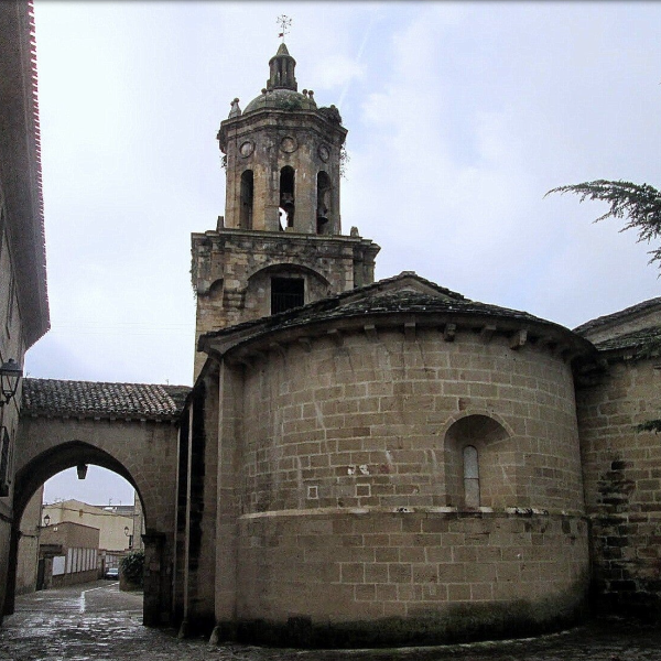 Iglesia del Crucifijo: El Misterio del Cristo en «Y»