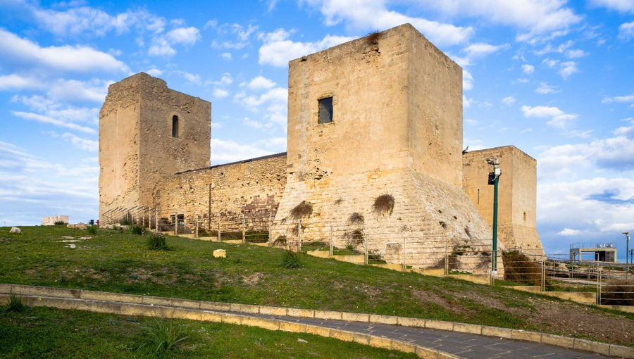Castillo de San Michele: centinela medieval y refugio cultural en Cagliar