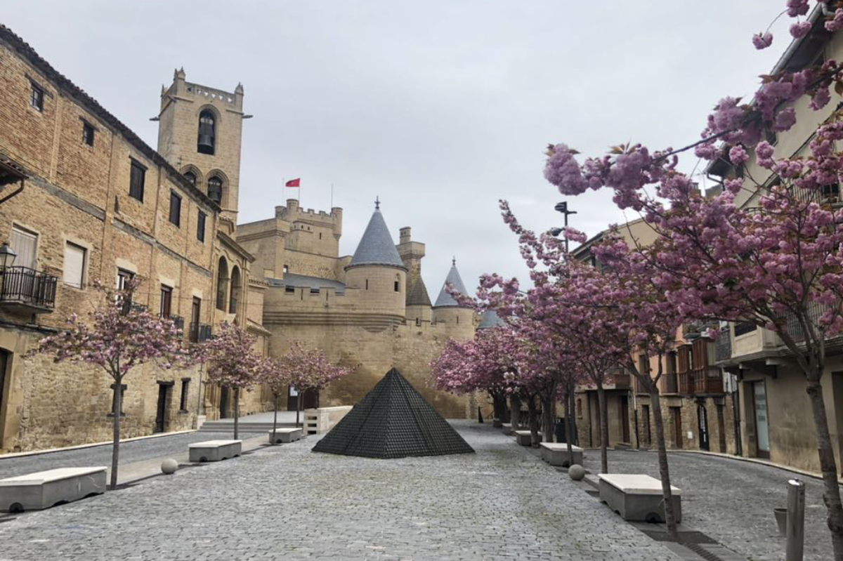Plaza Carlos III, Olite