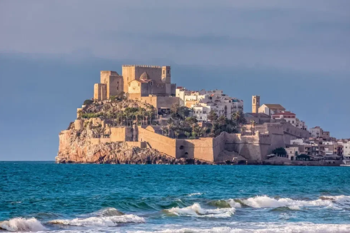 Vista del castillo de Papa Luna en Peñiscola