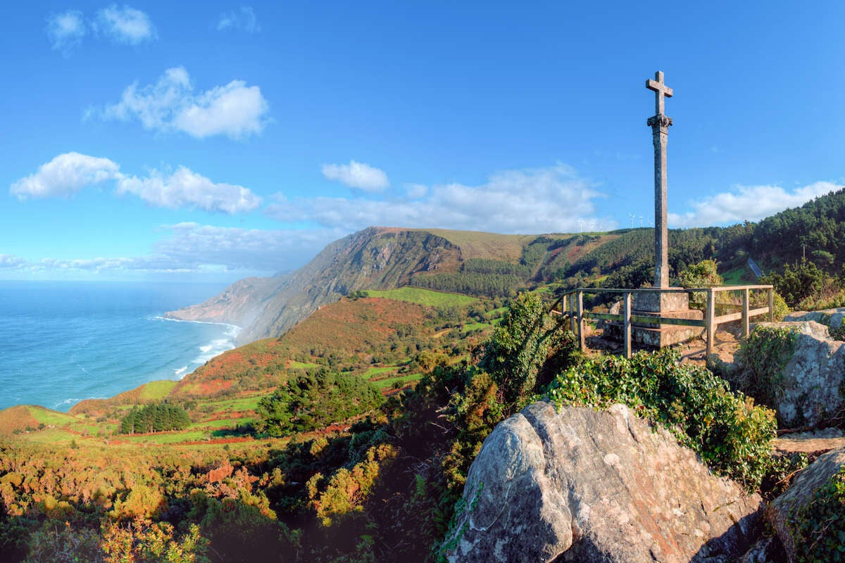 San Andrés de Teixido y los Acantilados de Herbeira (Galicia)