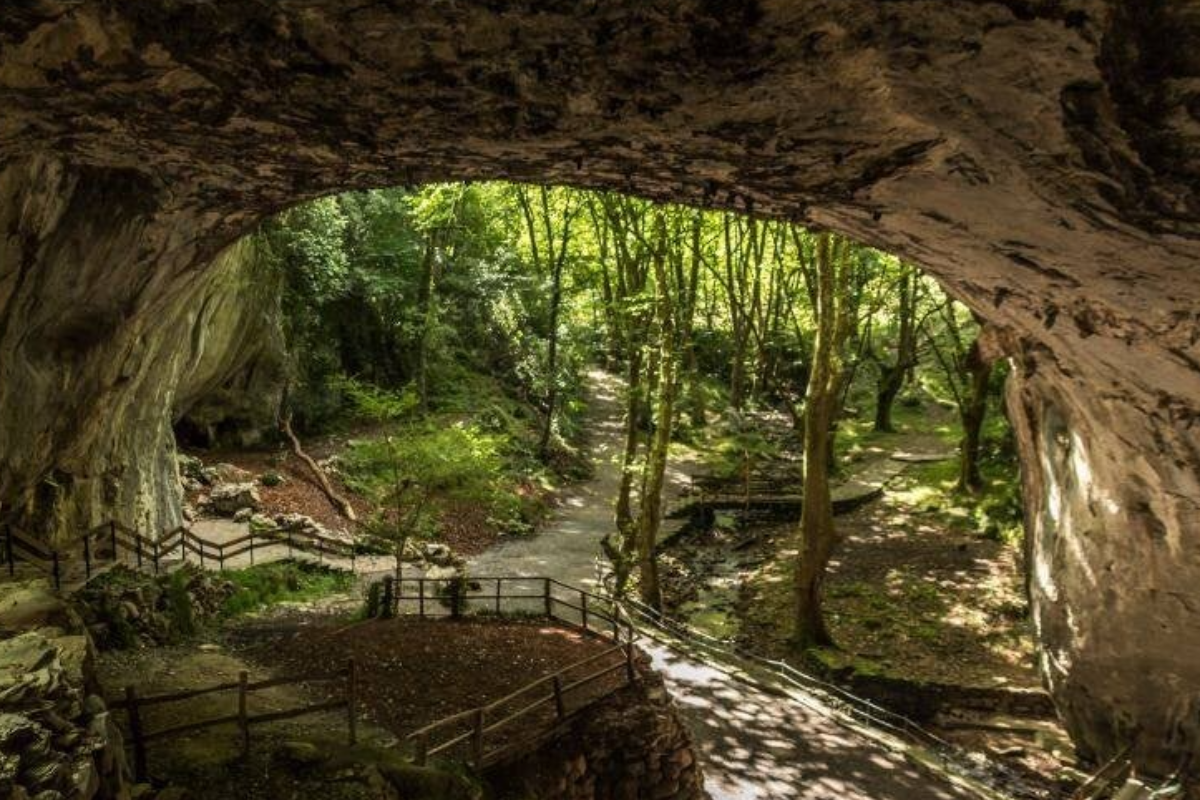 Las Cuevas de Zugarramurdi