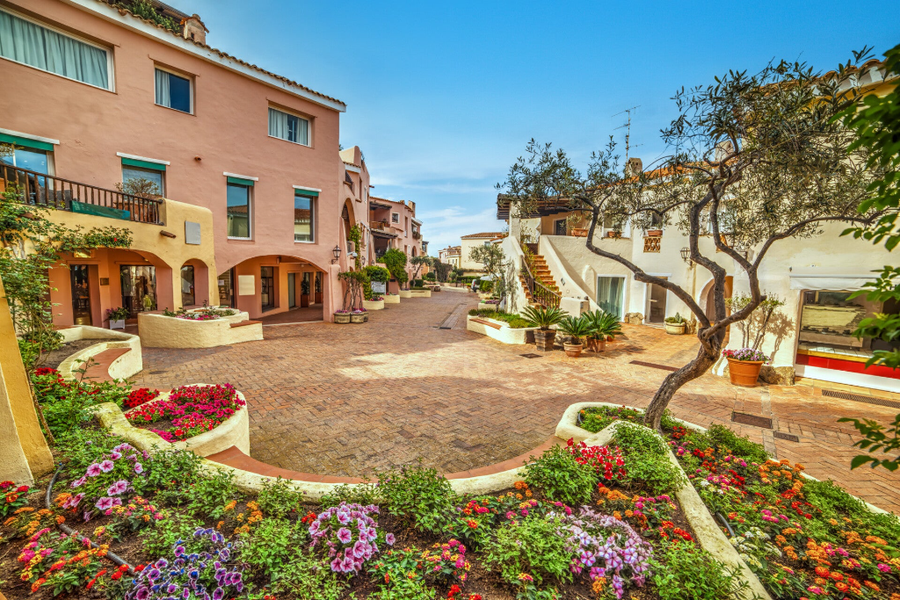 La Piazzetta de Porto Cervo: el corazón chic de la Costa Esmeralda