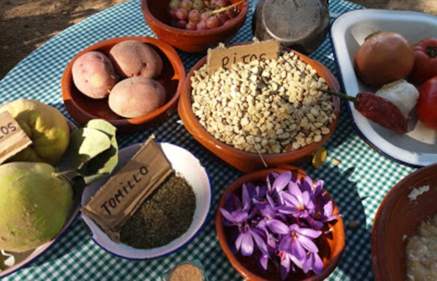 Varios productos típicos de castilla la mancha