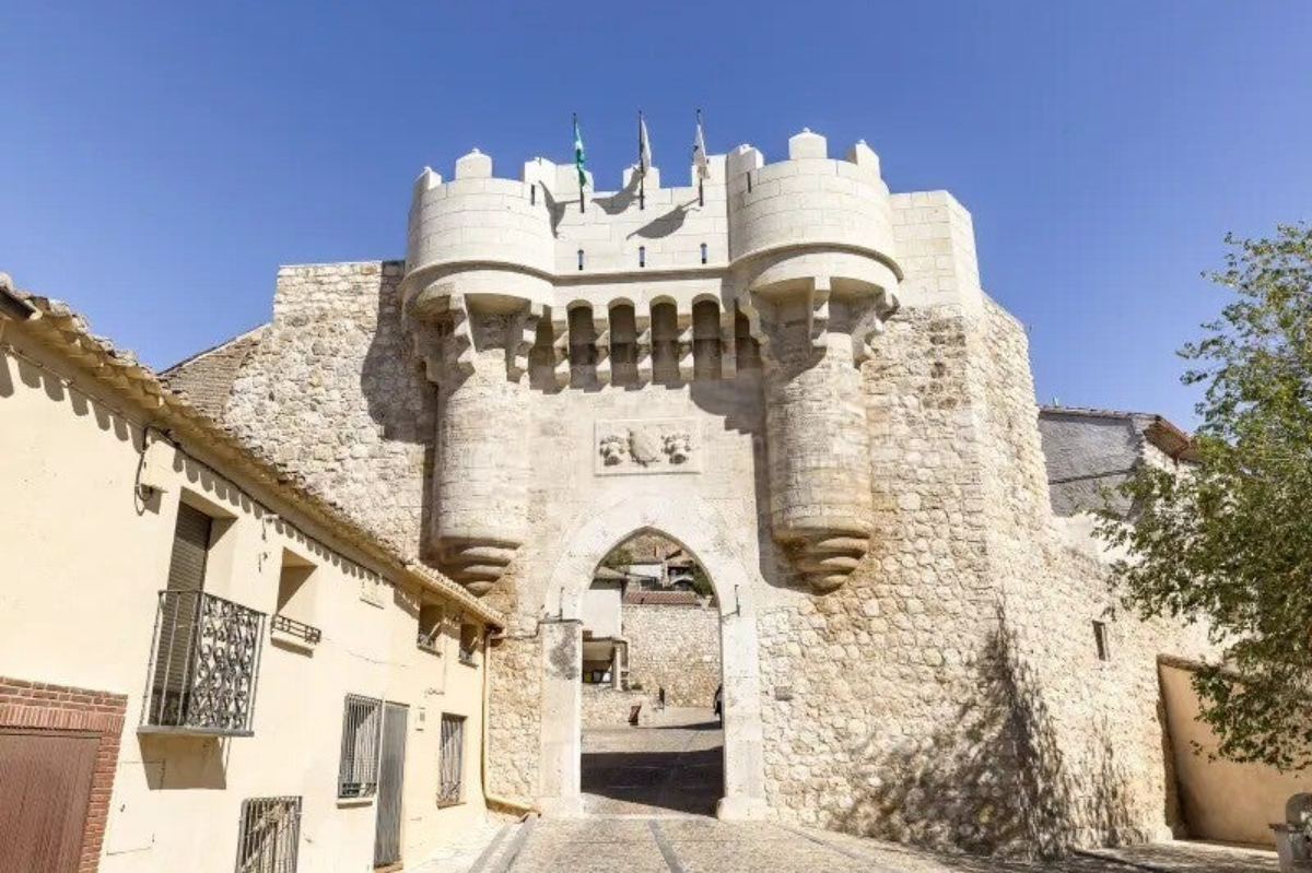 Puerta de Santa María, Hita - Guadalajara, Castilla La Mancha