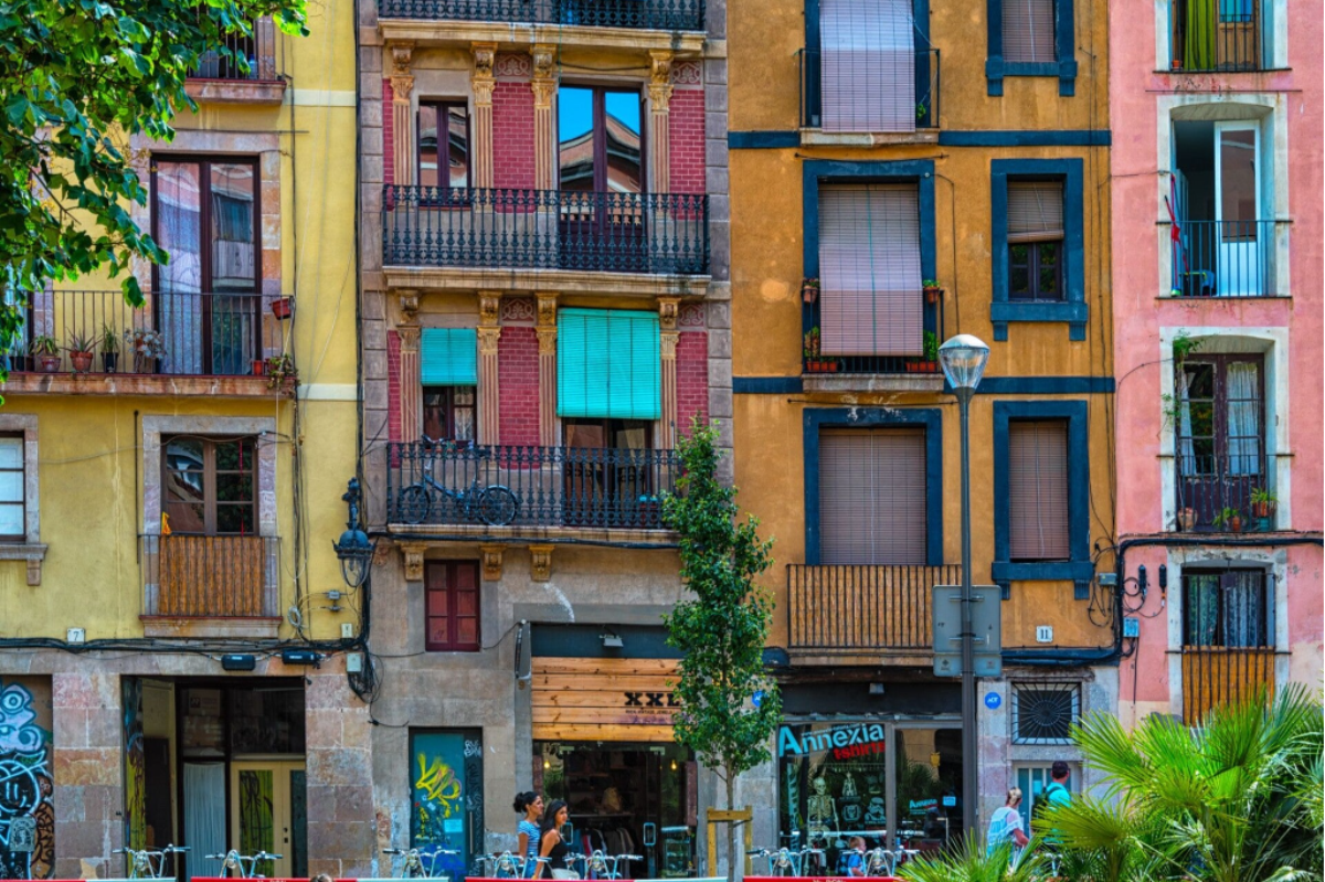 Casas de colores del Raval Barcelona